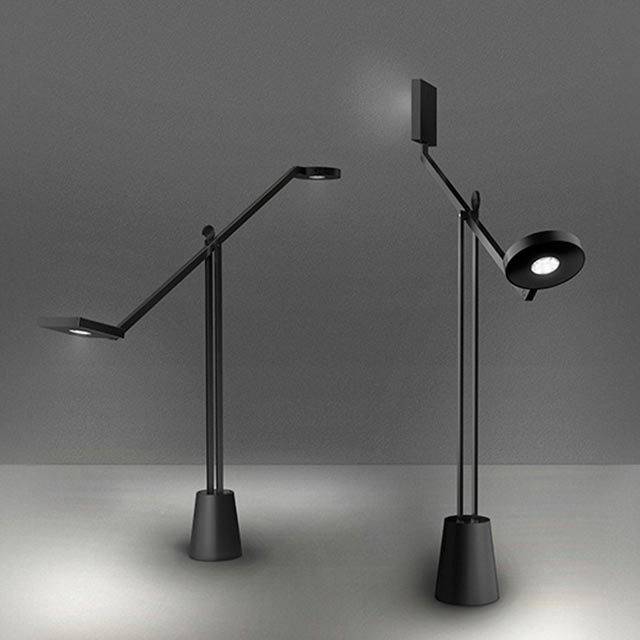 Equilibrist Tavolo