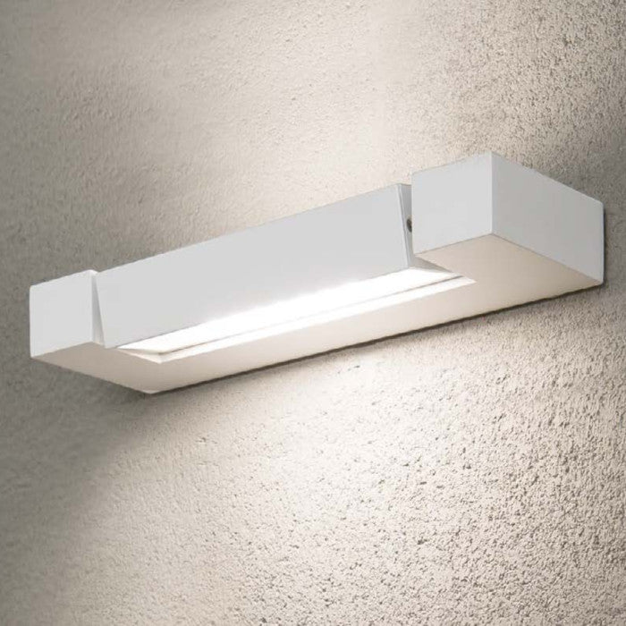 ARA-WALL-small-medium-3